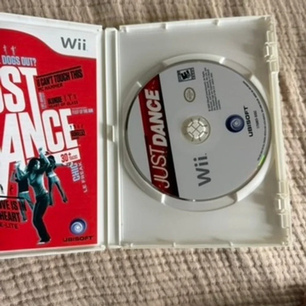 Just Dance Nintendo Wii CIB Untested Complete Ubisoft Rhythm Game NTSC